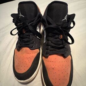 Jordan Men's Black and Orange Sneakers
